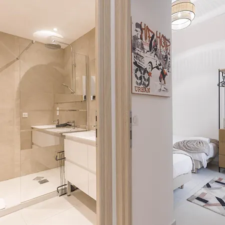 Josi - 2 Chambres, Central, 10mn Du Palais&plages, Neuf, Clim 公寓