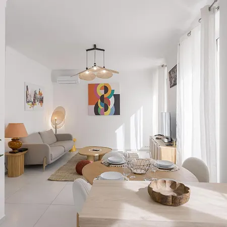Apartment Josi - 2 Chambres, Central, 10mn Du Palais&plages, Neuf, Clim *