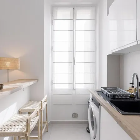 Josi - 2 Chambres, Central, 10mn Du Palais&plages, Neuf, Clim شقة كان