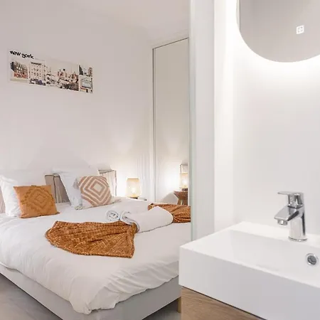 شقة Josi - 2 Chambres, Central, 10mn Du Palais&plages, Neuf, Clim *